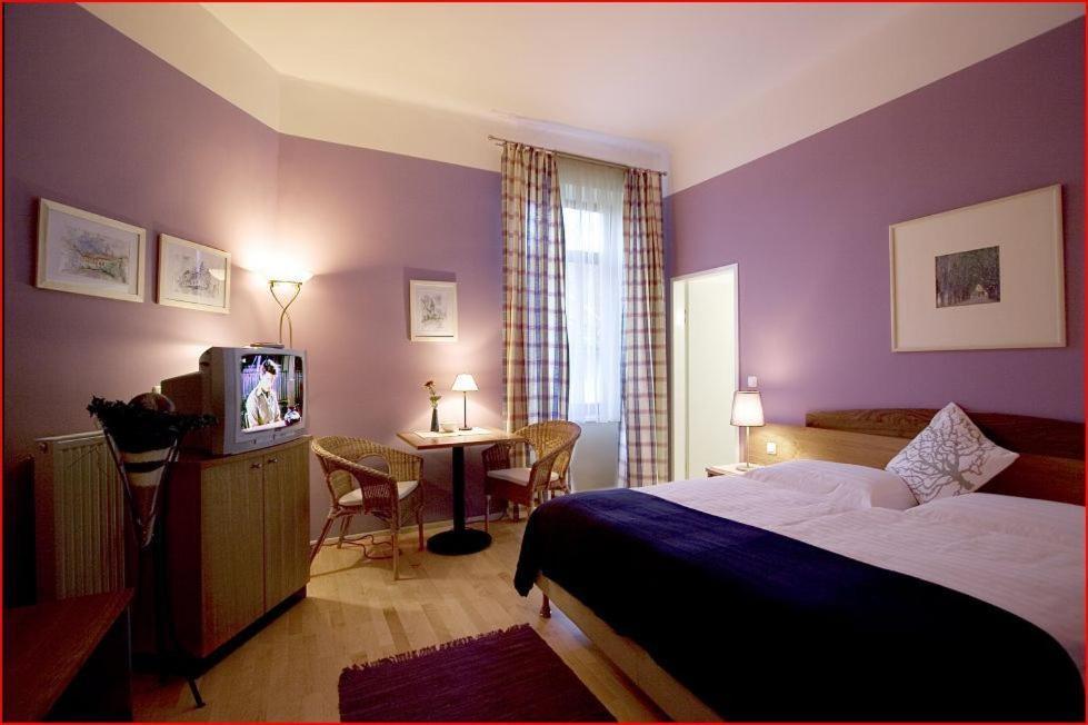 Hotel Garni - Gasthof Pillgrab 상트발렌틴 객실 사진